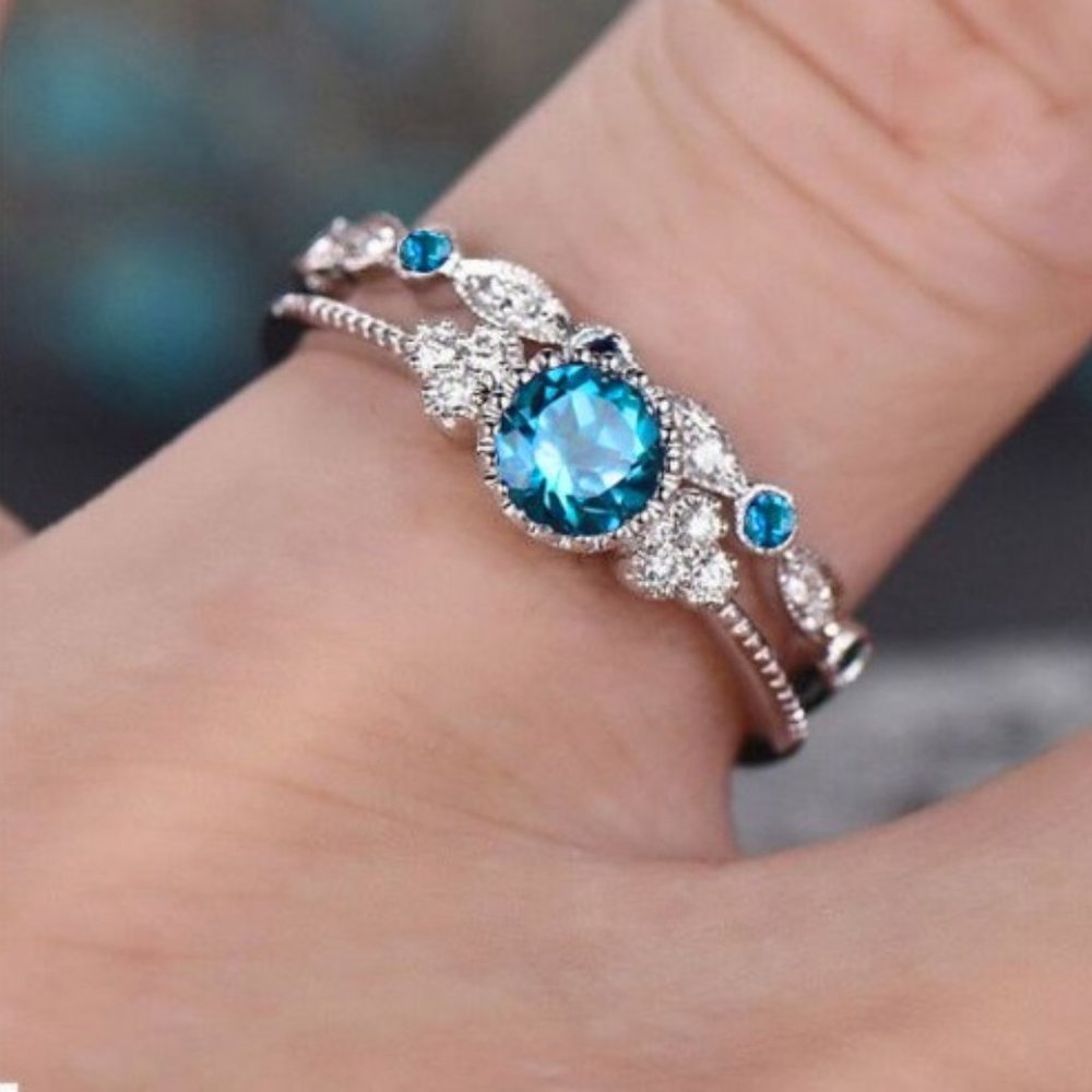 Ocean Blue Rhinestone Victorian Style Ring Set